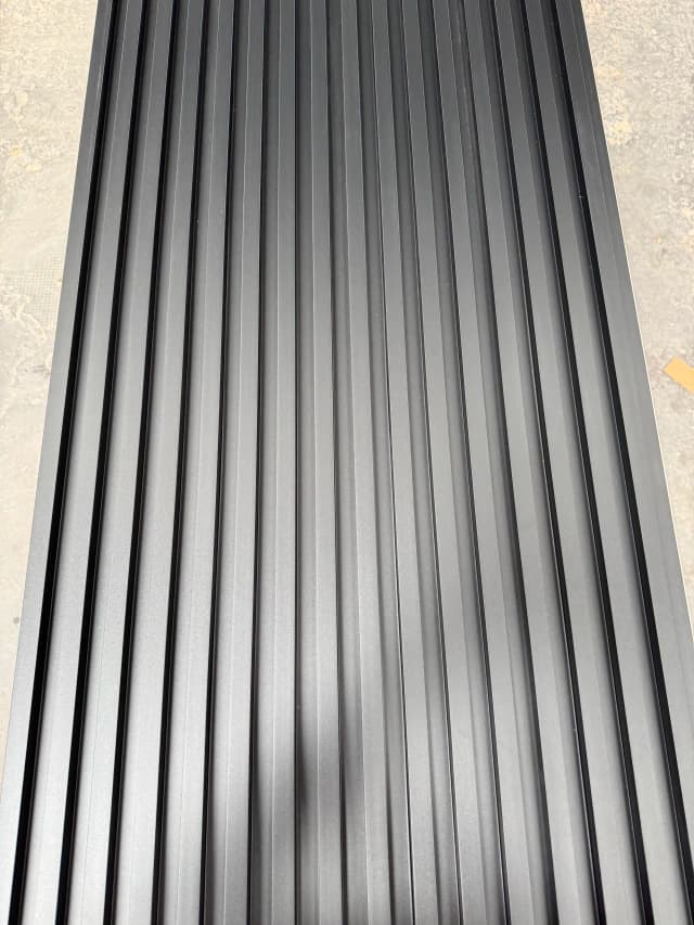 Caja x14 Placas WPC Interior 8